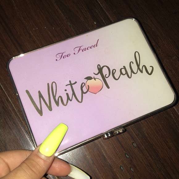 Other - TF white peach palette